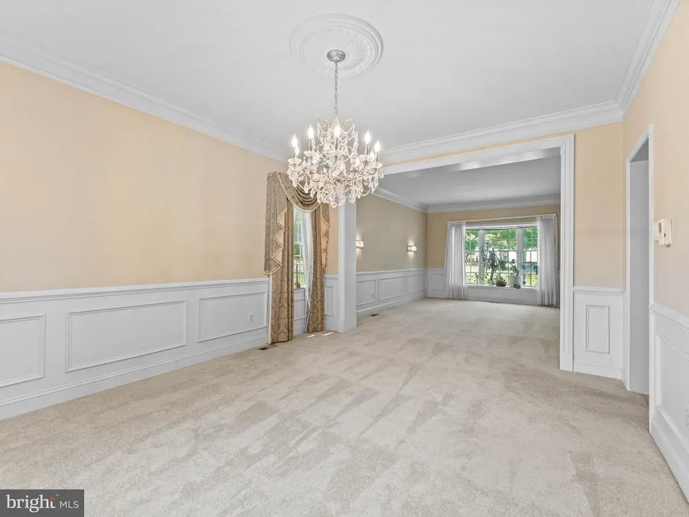 1424 Ridgewood Ln, Newtown, PA 18940