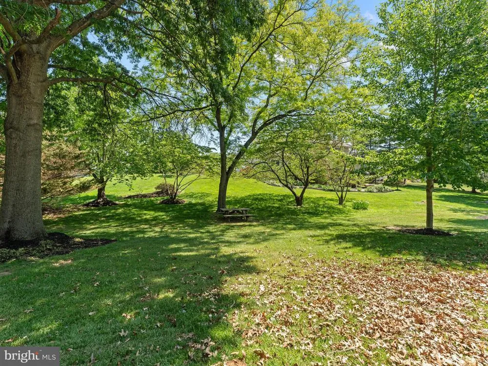 1424 Ridgewood Ln, Newtown, PA 18940
