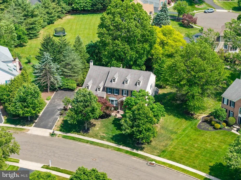 1424 Ridgewood Ln, Newtown, PA 18940