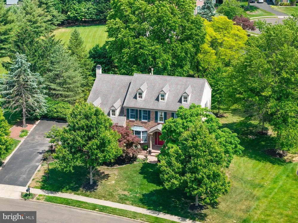 1424 Ridgewood Ln, Newtown, PA 18940