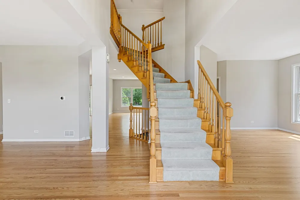 1311 Callen Ln, Des Plaines, IL 60016