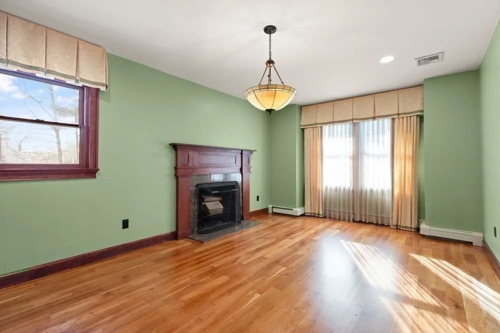 58 Ames St, Sharon, MA 02067