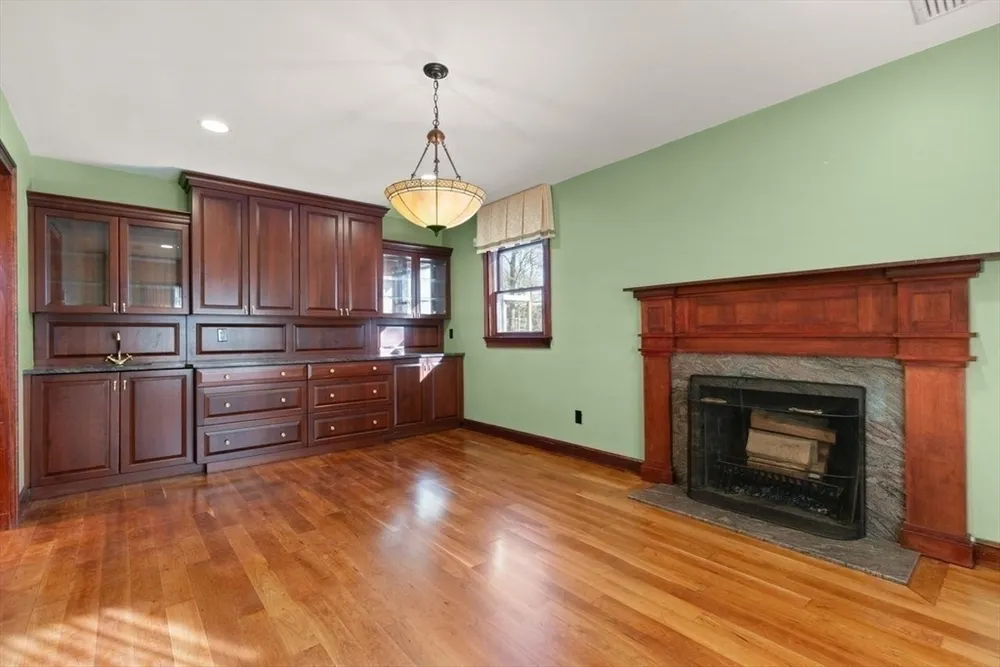 58 Ames St, Sharon, MA 02067