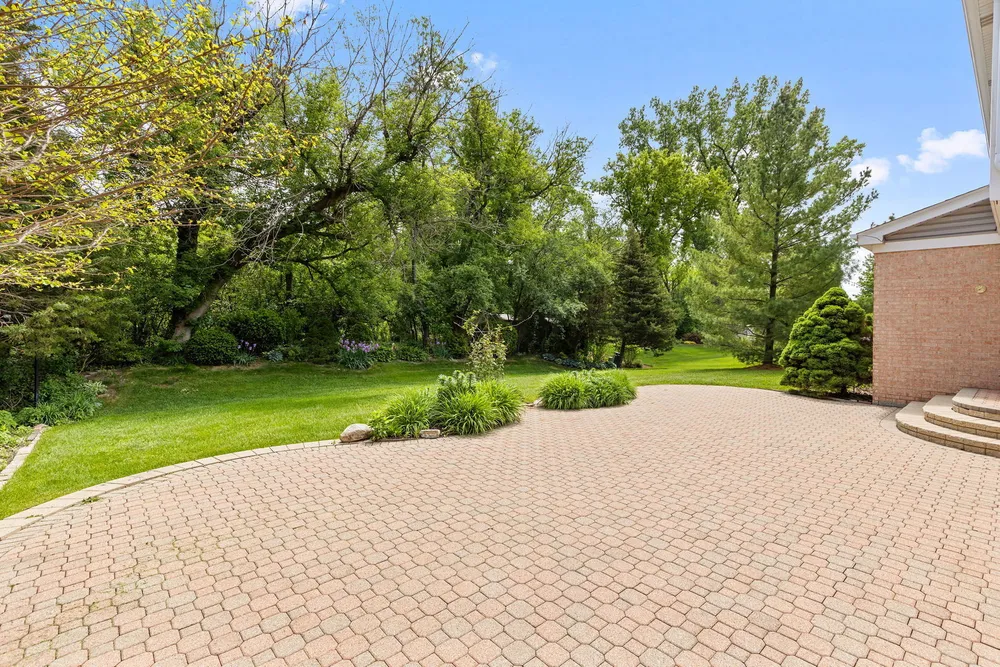 1311 Callen Ln, Des Plaines, IL 60016
