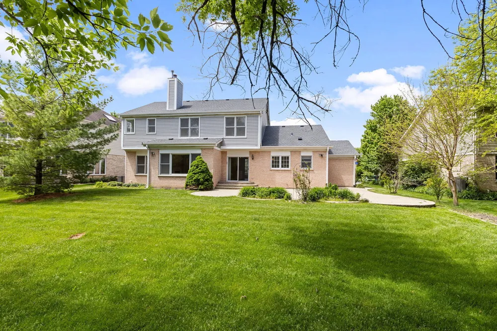 1311 Callen Ln, Des Plaines, IL 60016