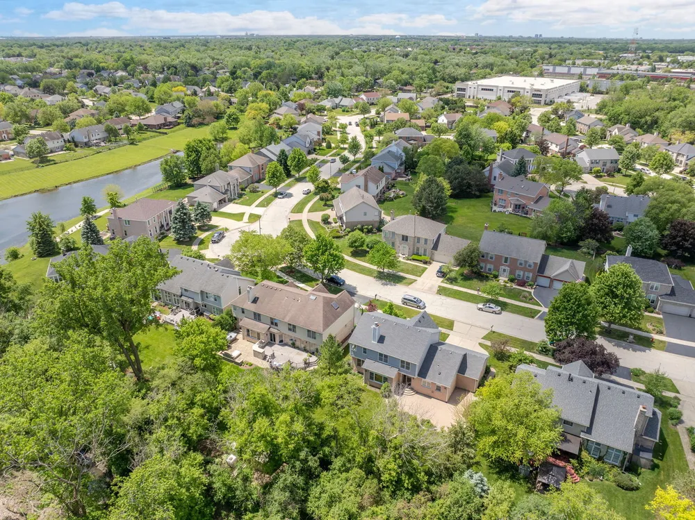 1311 Callen Ln, Des Plaines, IL 60016