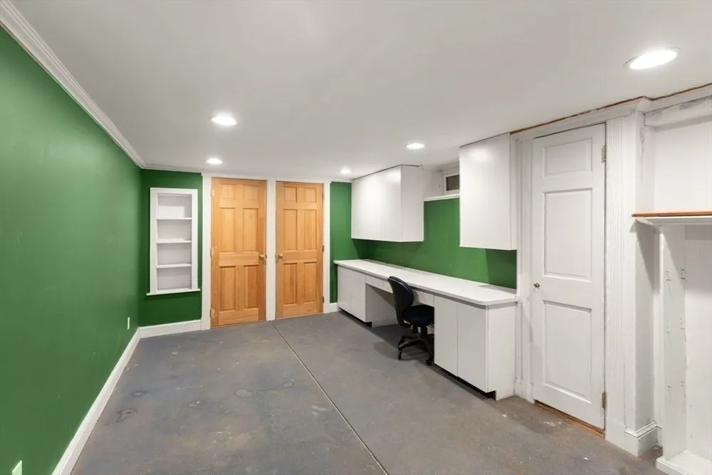 58 Ames St, Sharon, MA 02067