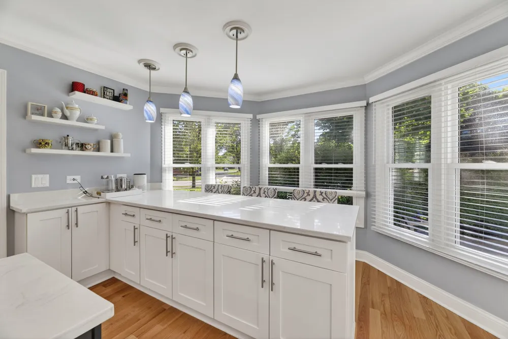 636 Stirling Ln, Prospect Heights, IL 60070