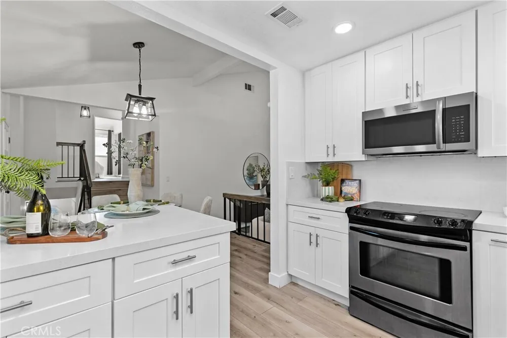 2 Evening Breeze, Irvine, CA 92603