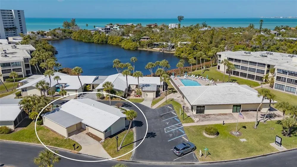 113 Whispering Sands Dr, Sarasota, FL 34242