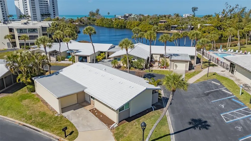 113 Whispering Sands Dr, Sarasota, FL 34242