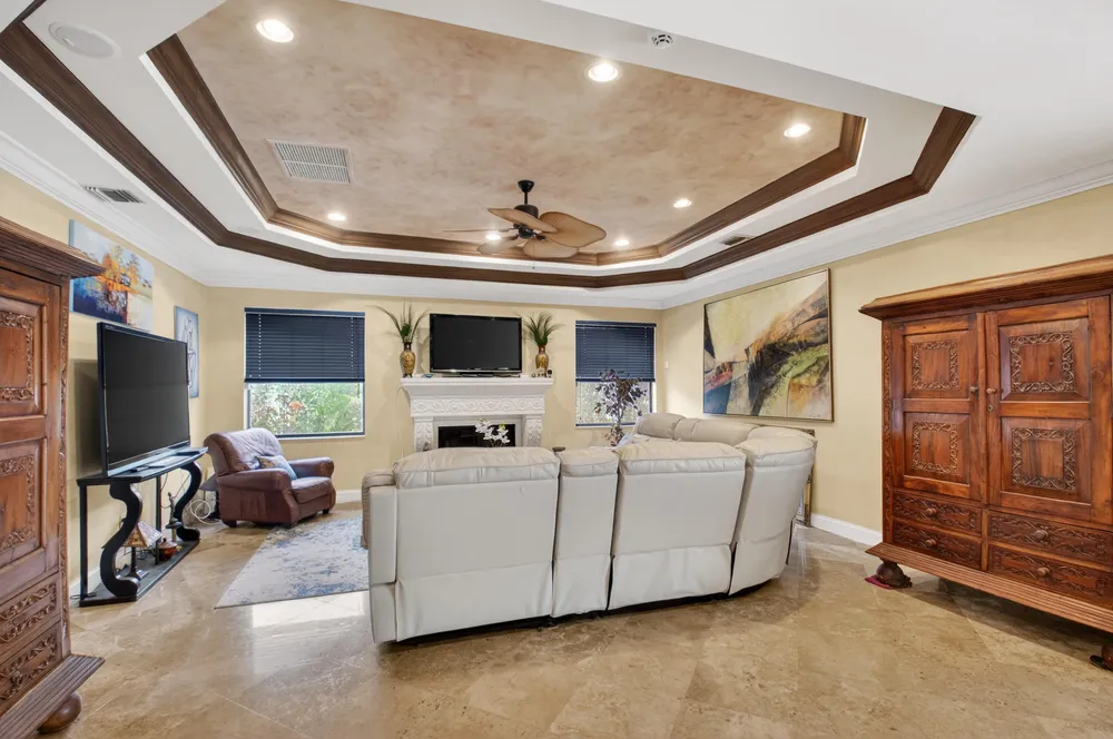 1940 SW 7th Pl, Boca Raton, FL 33486
