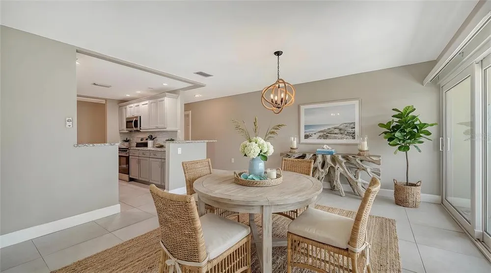 113 Whispering Sands Dr, Sarasota, FL 34242