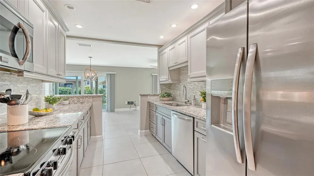 113 Whispering Sands Dr, Sarasota, FL 34242