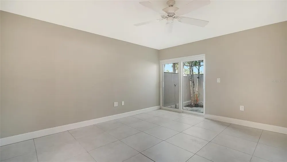 113 Whispering Sands Dr, Sarasota, FL 34242