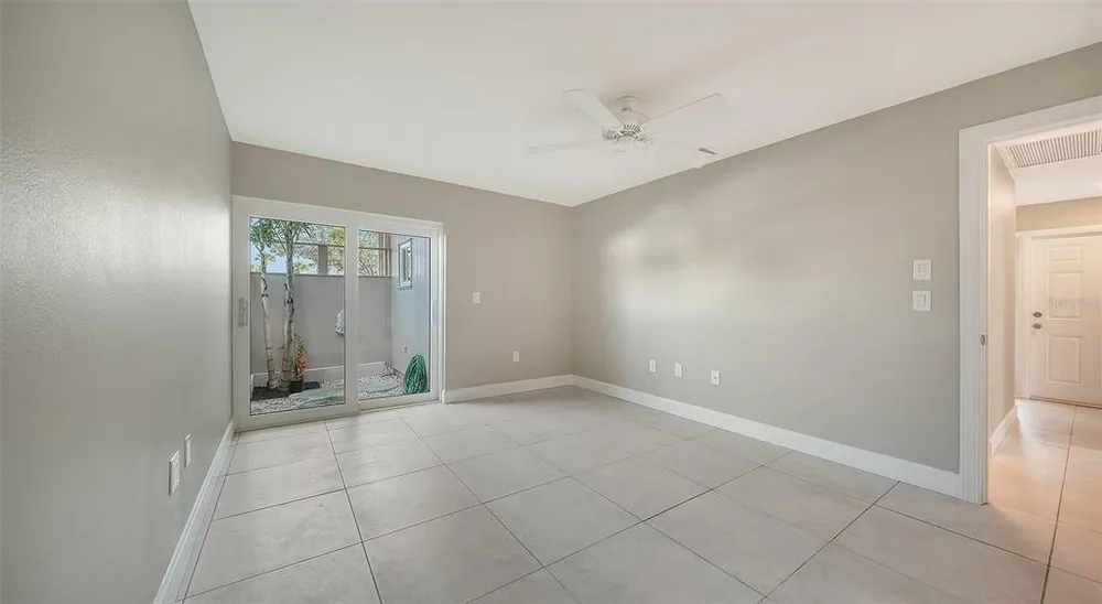 113 Whispering Sands Dr, Sarasota, FL 34242