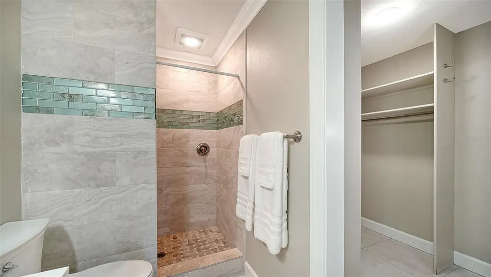 113 Whispering Sands Dr, Sarasota, FL 34242