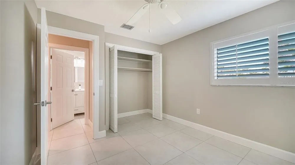 113 Whispering Sands Dr, Sarasota, FL 34242