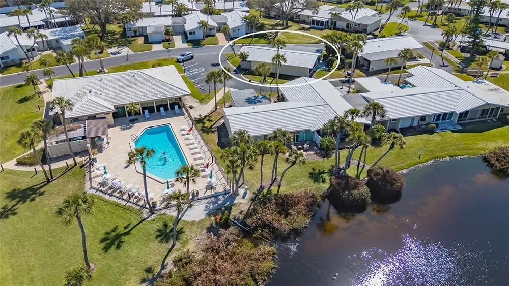 113 Whispering Sands Dr, Sarasota, FL 34242
