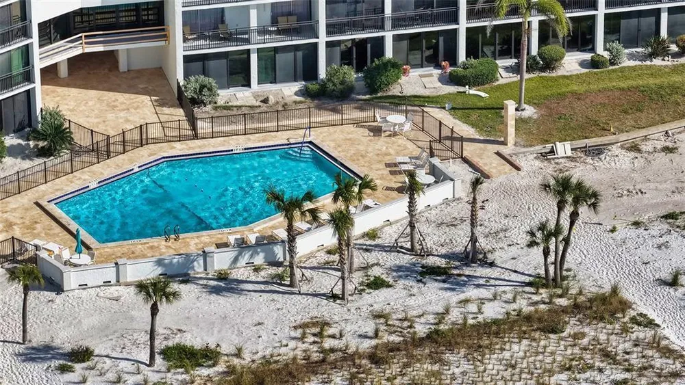 113 Whispering Sands Dr, Sarasota, FL 34242