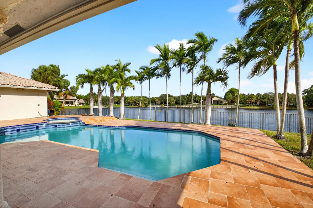 1940 SW 7th Pl, Boca Raton, FL 33486