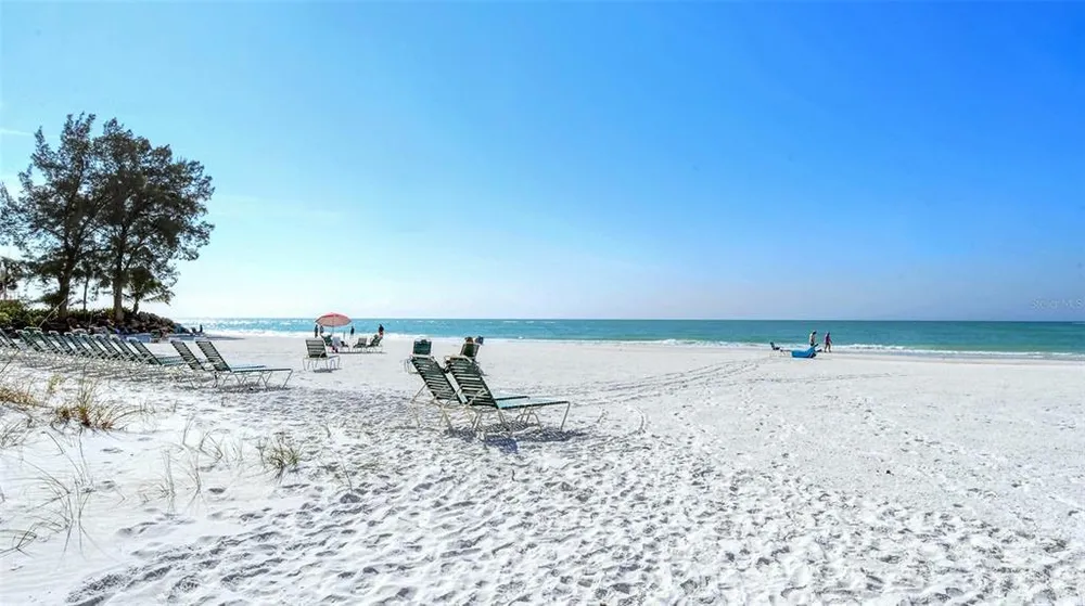 113 Whispering Sands Dr, Sarasota, FL 34242