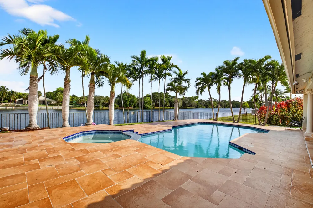 1940 SW 7th Pl, Boca Raton, FL 33486
