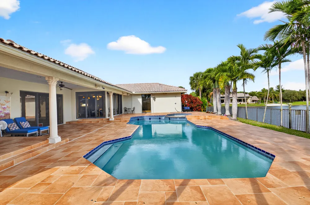 1940 SW 7th Pl, Boca Raton, FL 33486