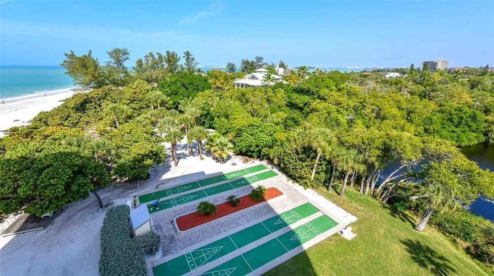 113 Whispering Sands Dr, Sarasota, FL 34242