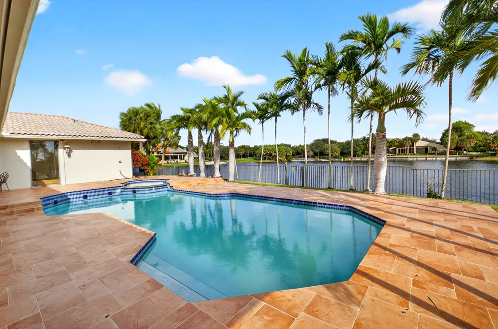 1940 SW 7th Pl, Boca Raton, FL 33486