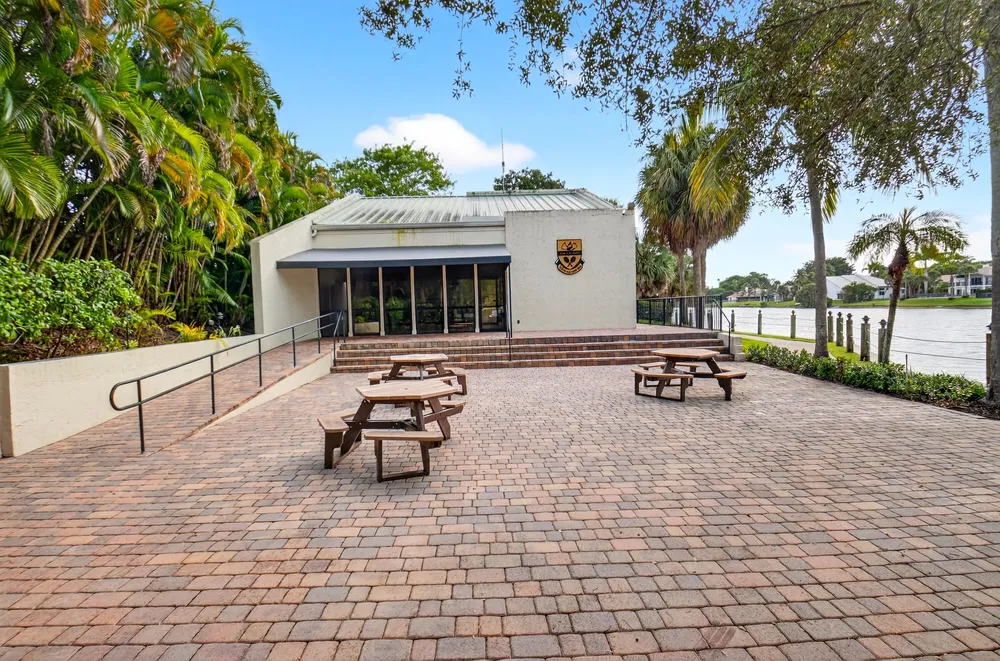 1940 SW 7th Pl, Boca Raton, FL 33486