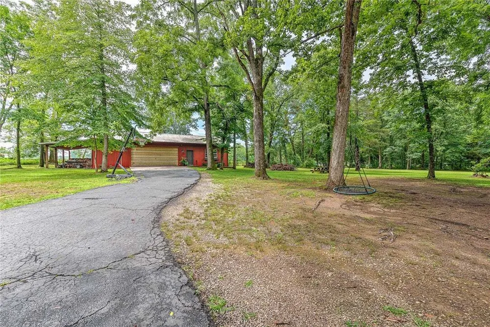 200 Kayla Dr, Rogers, AR 72756