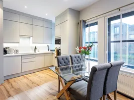 Roehampton Lane, London photo