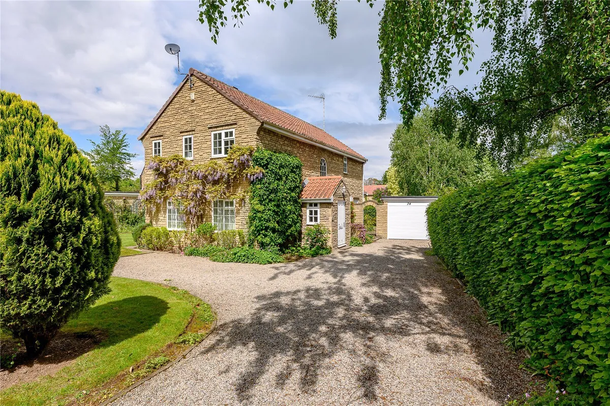 Grove Road, Boston Spa, LS23