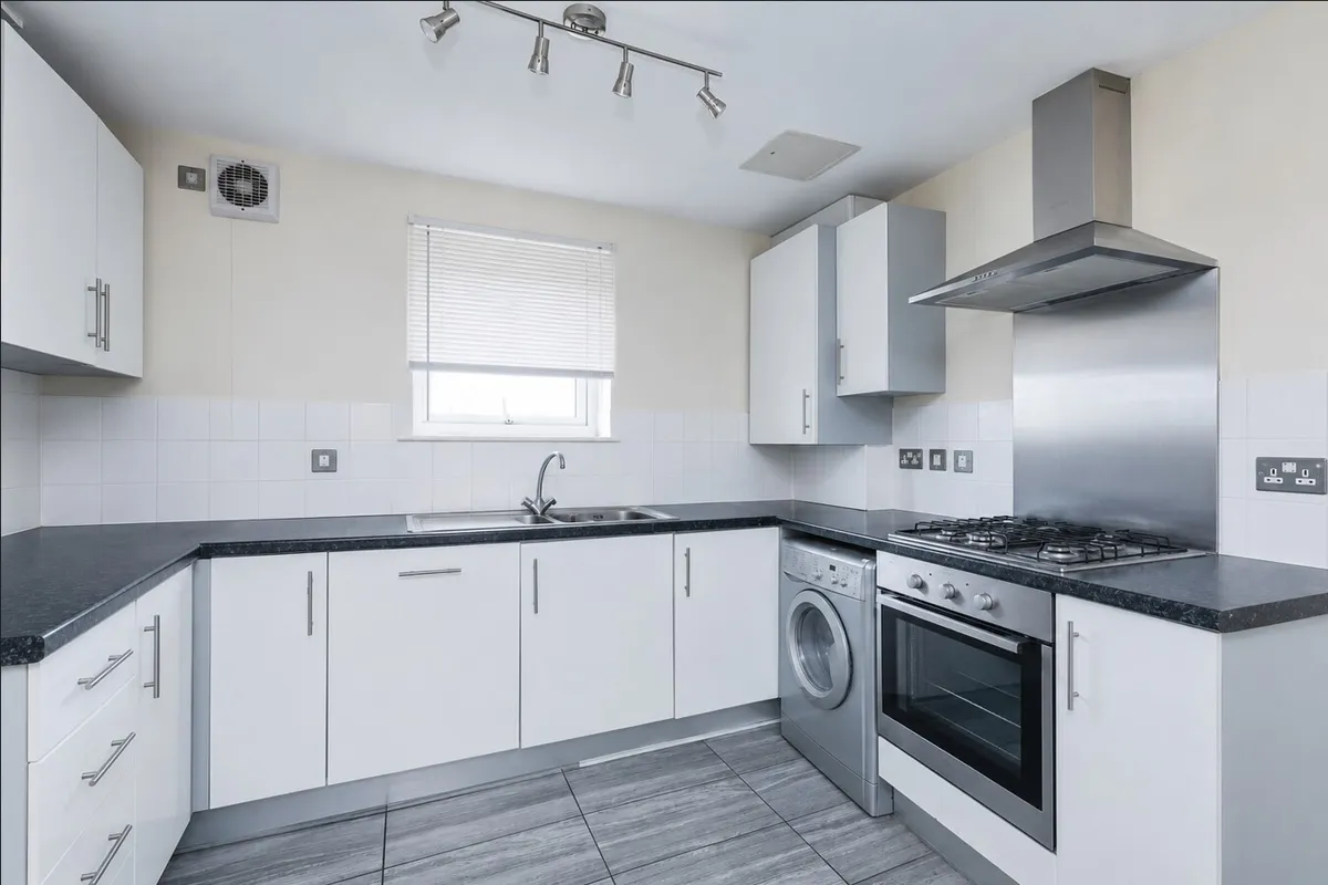 Sandhills Avenue, Hamilton, Leicester