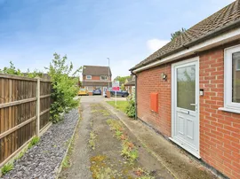 The Crofts, Harpsfield, Norwich thumb 2