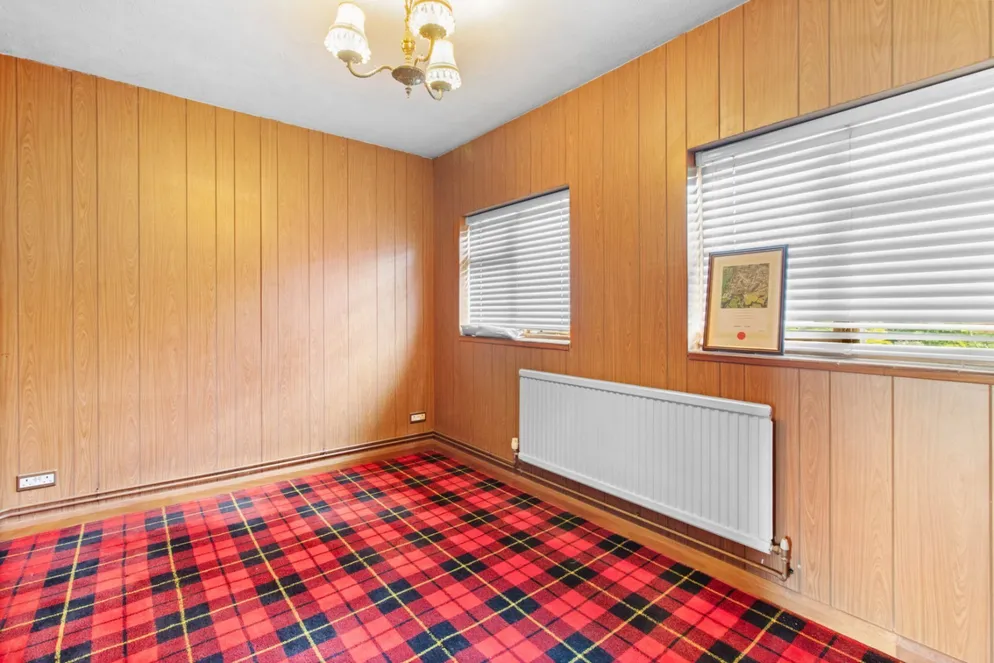 Property carousel item 10