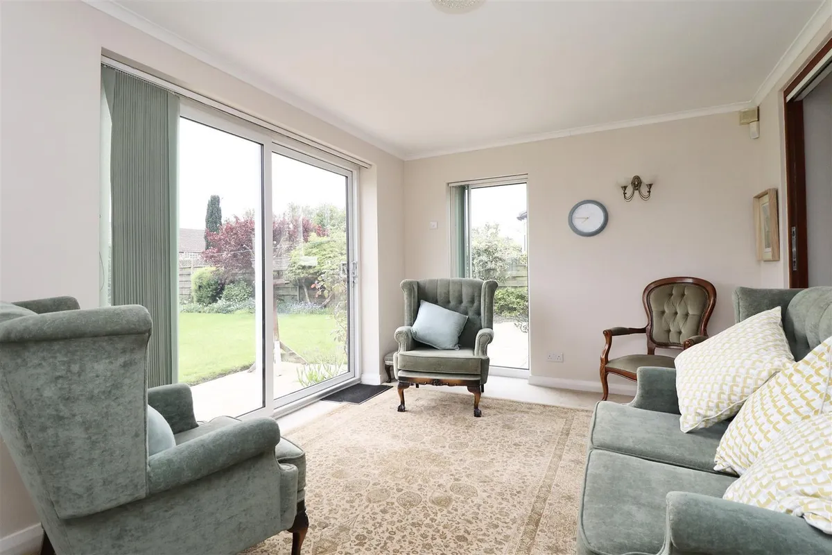 Mill Hill Drive, Huntington, York