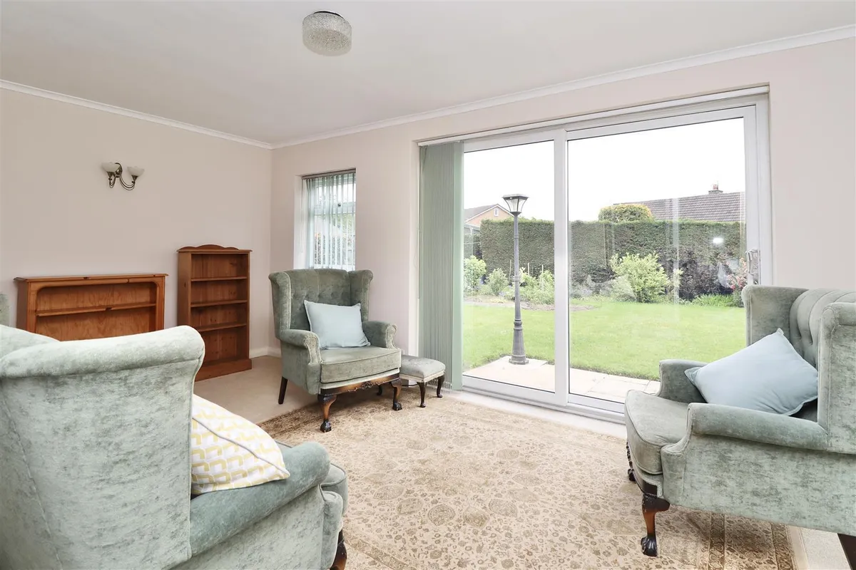 Mill Hill Drive, Huntington, York