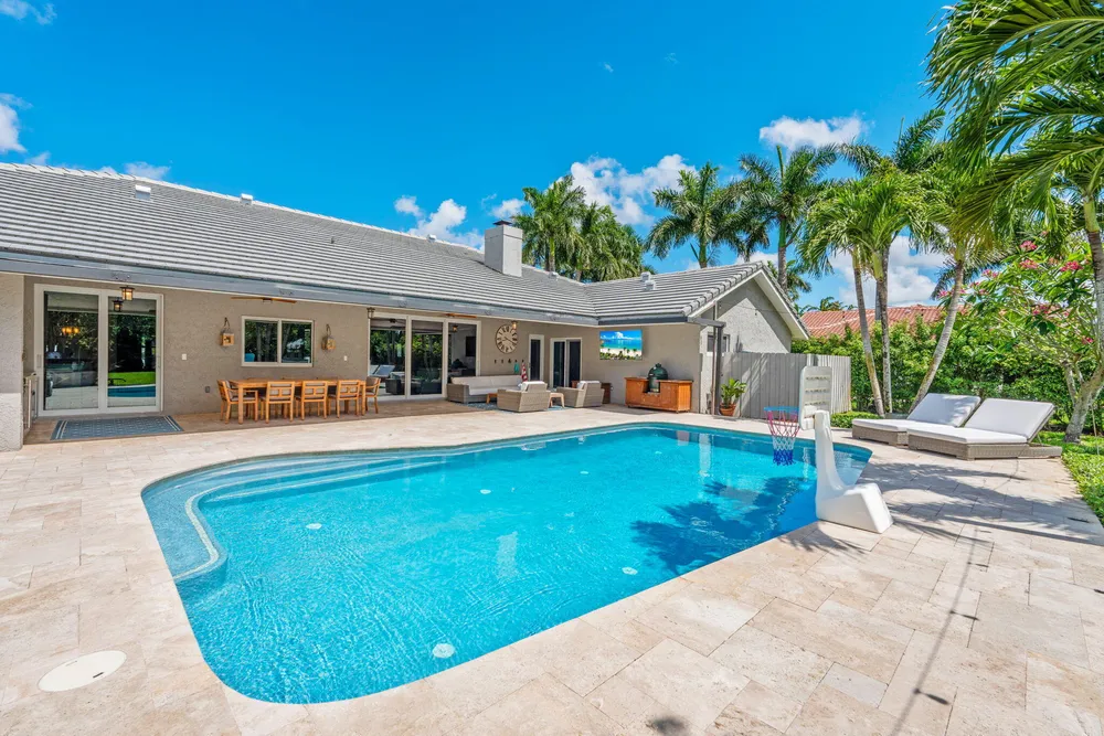 6207 NW 72nd Way, Parkland, FL 33067