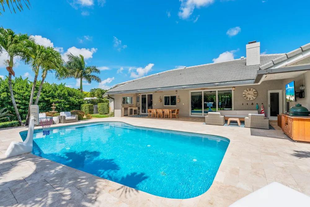 6207 NW 72nd Way, Parkland, FL 33067