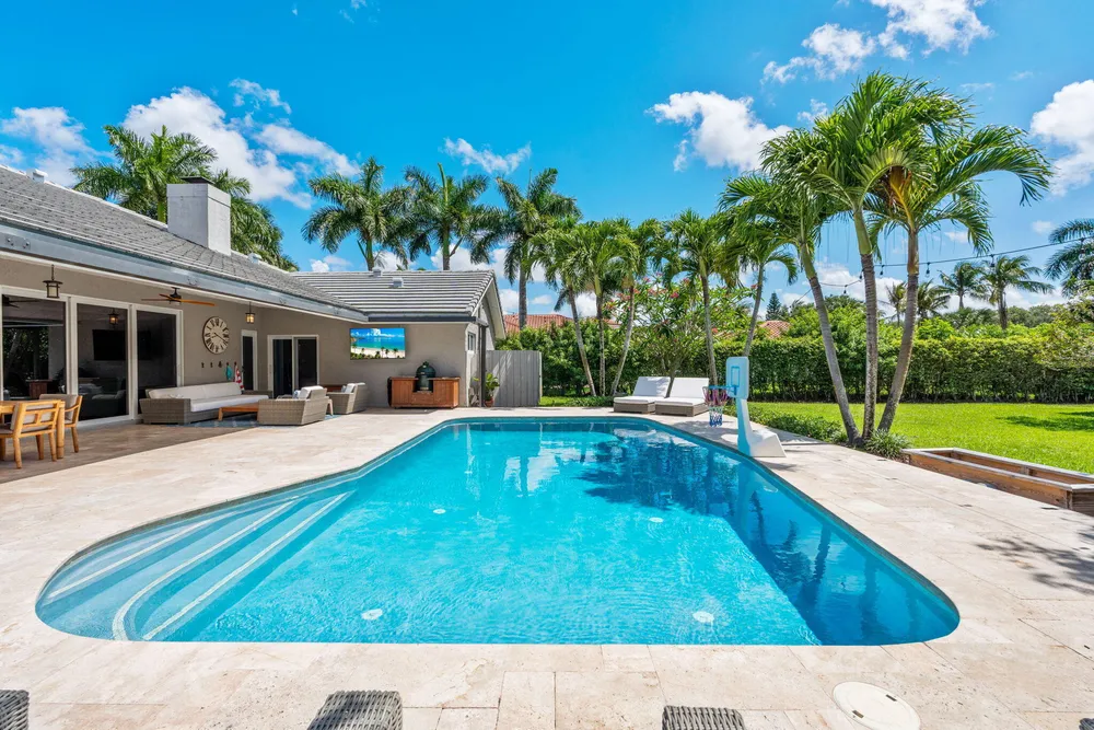 6207 NW 72nd Way, Parkland, FL 33067