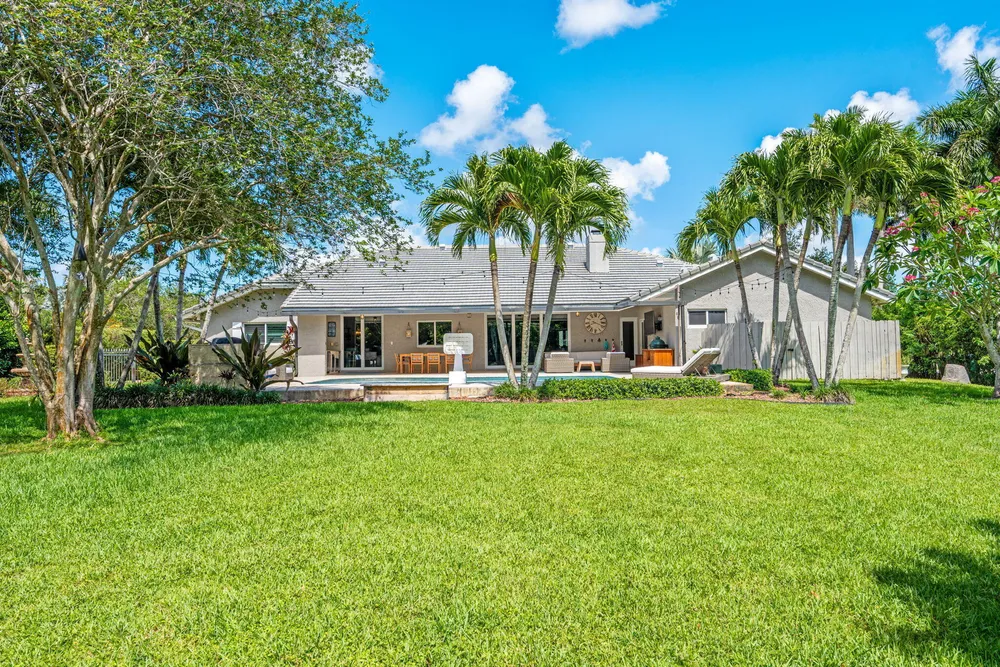 6207 NW 72nd Way, Parkland, FL 33067