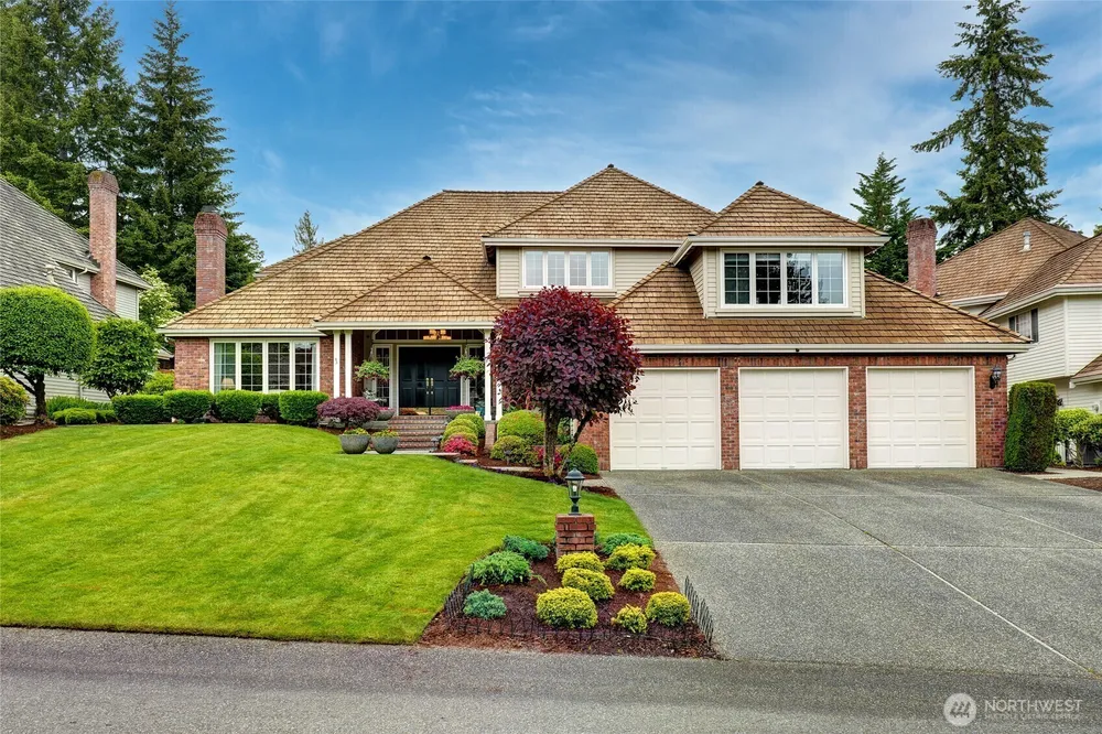 22519 SE 46th Pl, Sammamish, WA 98075
