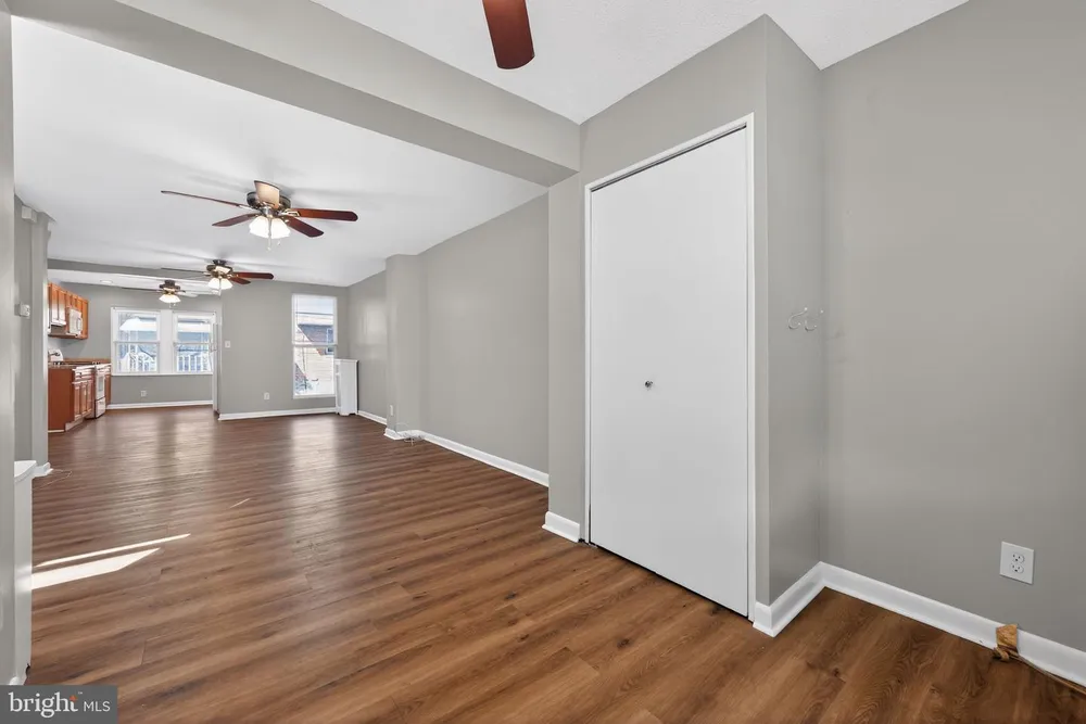 5918 Malta St, Philadelphia, PA 19120