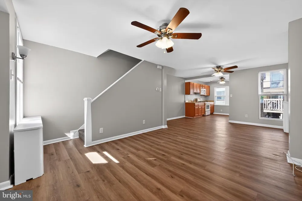 5918 Malta St, Philadelphia, PA 19120