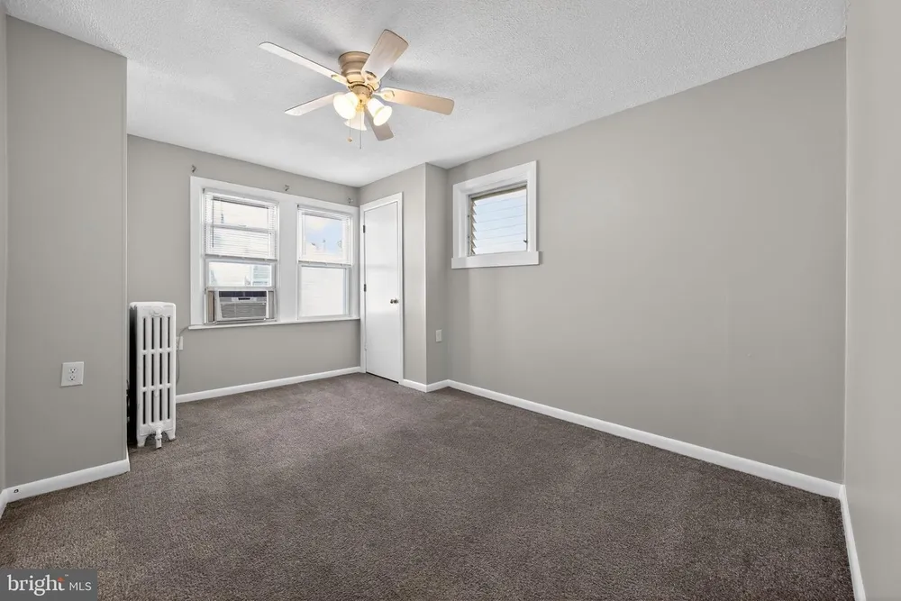 5918 Malta St, Philadelphia, PA 19120