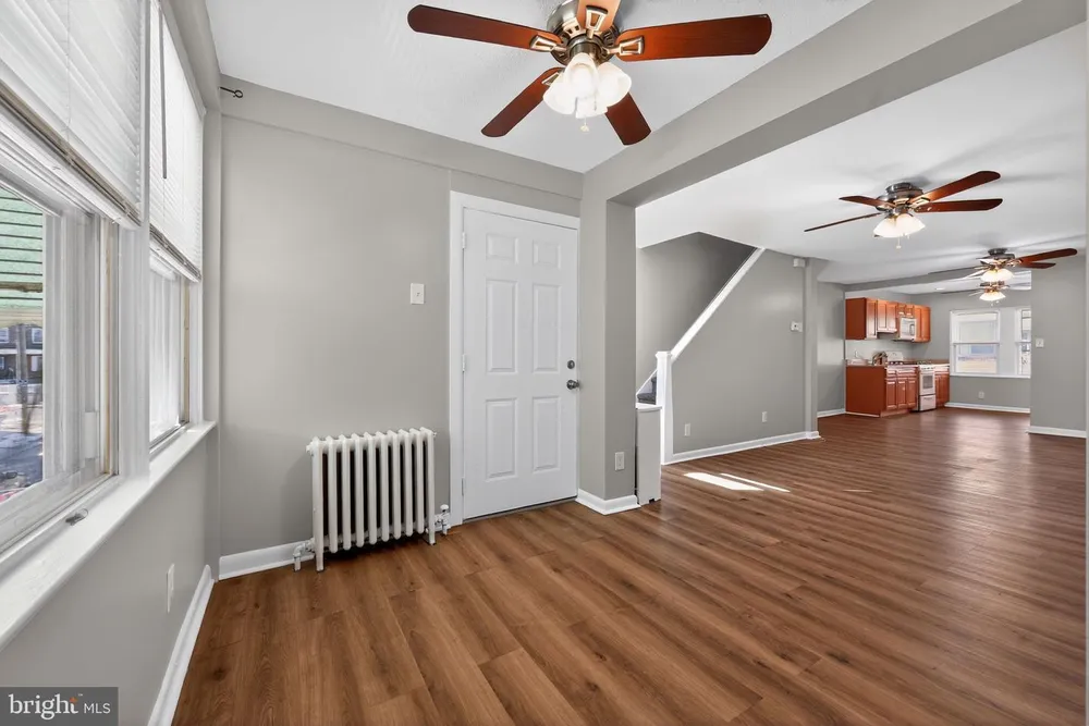 5918 Malta St, Philadelphia, PA 19120
