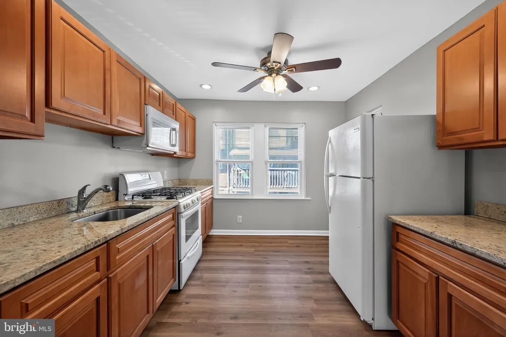 5918 Malta St, Philadelphia, PA 19120