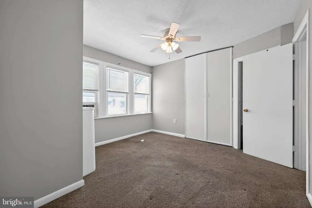 5918 Malta St, Philadelphia, PA 19120